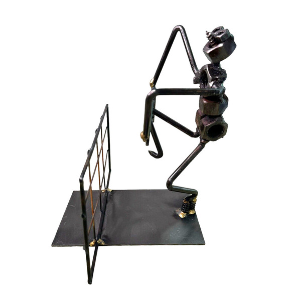 Vintage Metal Sculpture Tennis Player Hand Made Nuts/Bolts Figure Welded - Picture 3 of 8